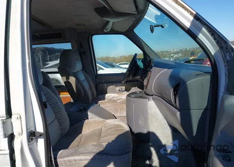 1999 Ford E-150 Commercial/Recreational from USA, damaged, VIN 1FDRE14W4XHA47293